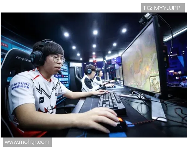 深入解析JDG战队的控制策略与团队协作之道